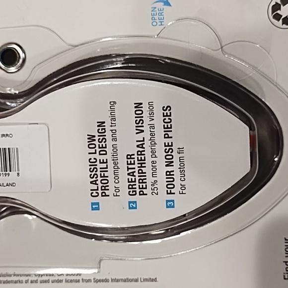 Women's Speedo Vanquisher 2.0 competitive mirrored swim goggle. - Picture 4 of 8